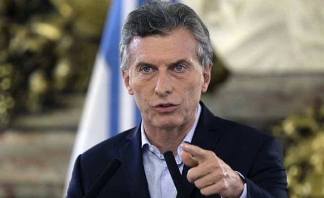 Президент Аргентины обвиняется в злоупотреблении властью
